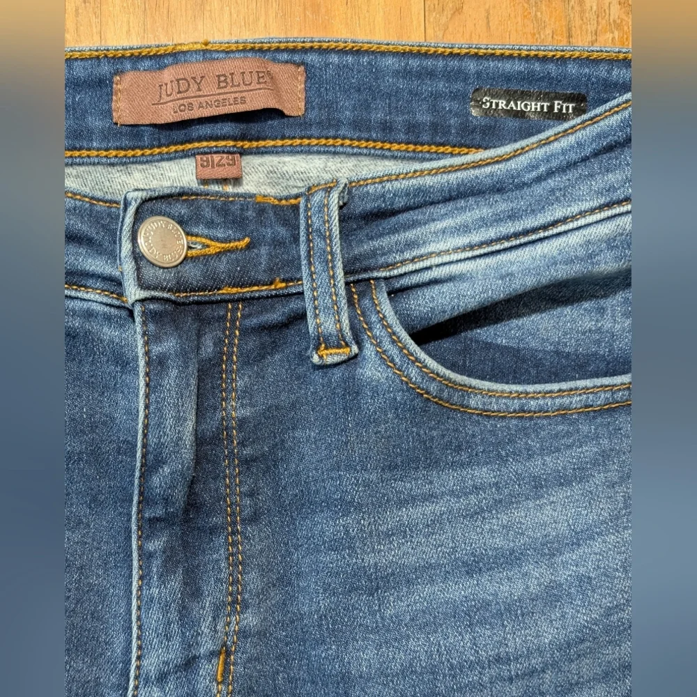Judy Blue Los Angeles Straight Fit High Rise Jeans Size 9/29 - Picture 3 of 8